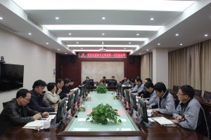 林雅莲参观